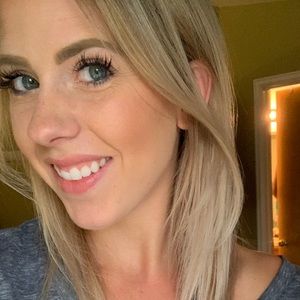 Meet your Posher, Katelynne